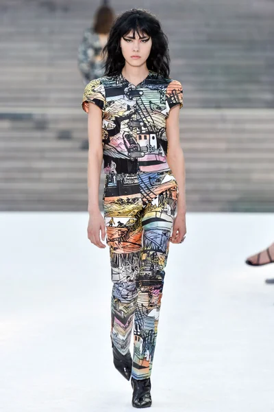 Look 34